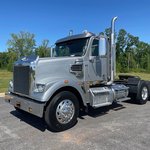 2016 Freightliner SD122