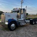 2020 Kenworth W900L Extended Cab