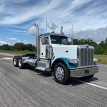2015 Peterbilt 389